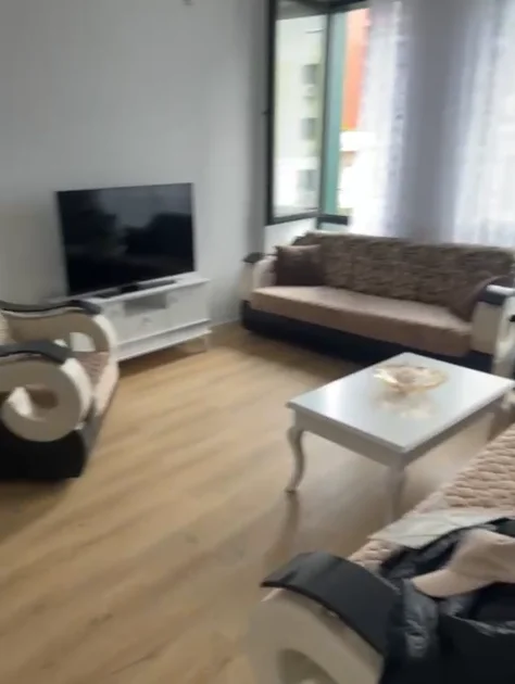 Tirane, jepet me qera apartament 1+1 Kati 1, 110 m² 700 € (DON BOSKO)