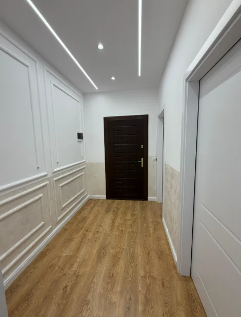 Tirane, shitet apartament 1+1+Ballkon Kati 1, 55 m² 109.000 € (Rruga Besim Alla)