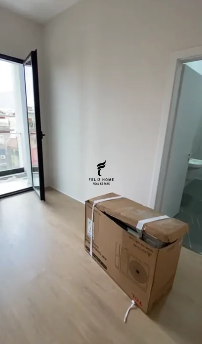 Tirane, jepet me qera zyre Kati 2, 96 m² 1.500 € (VASIL SHANTO)