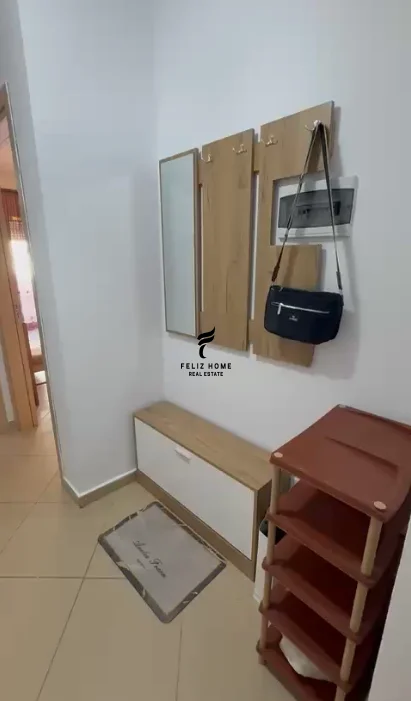 Tirane, jepet me qera apartament 1+1 Kati 1, 70 m² 420 € (YZBERISHT)