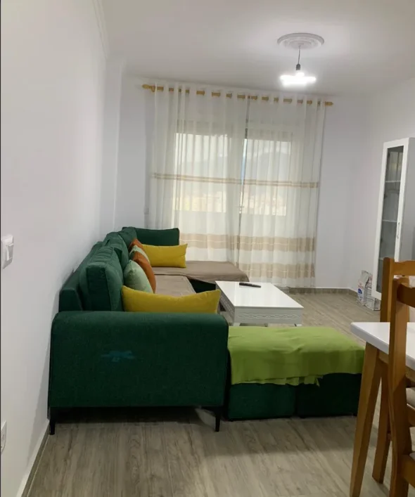 Tirane, jepet me qera apartament 1+1 Kati 5, 72 m² 550 € (Spitali Amerikan 3, Misto Mame , Yzberisht)
