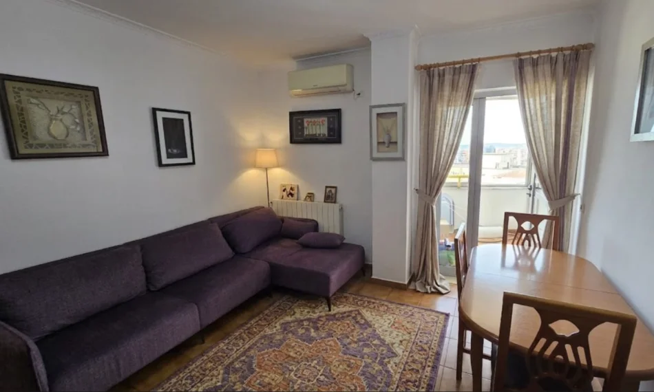 Tirane, jepet me qera apartament 1+1 Kati 10, 68 m² 450 €  (Pranë Delijorgjit)