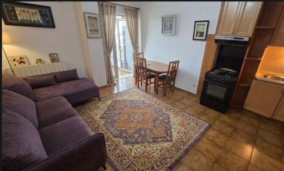 Tirane, jepet me qera apartament 1+1 Kati 10, 68 m² 450 €  (Pranë Delijorgjit)