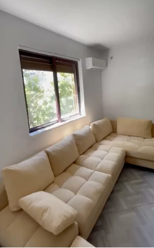 Tirane, shitet apartament 1+1 Kati 2, 59 m² 125.000 € (Nisharaku)