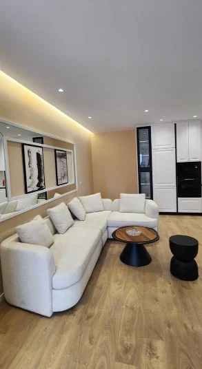 Tirane, shitet apartament 2+1+Ballkon Kati 3, 116 m² 350.000 € (Rruga e Durrësit)