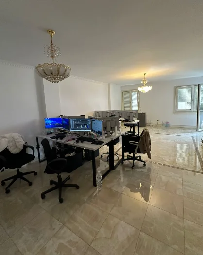 Tirane, jepet me qera zyre Kati 4, 90 m² 1.000 € 