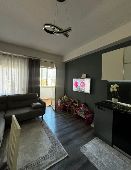 Tirane, shitet apartament 1+1 Kati 4, 61 m² 120.000 € (Rruga Endri Keko)