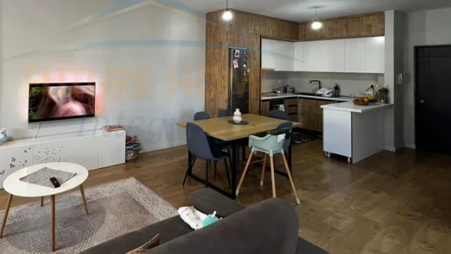 Tirane, shitet apartament 2+1 Kati 4, 94 m² 148.000 € (Yzberisht)