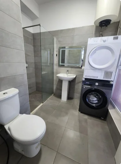 Tirane, shitet garsonier Kati 2, 43 m² 84.000 € (Ali Demi)