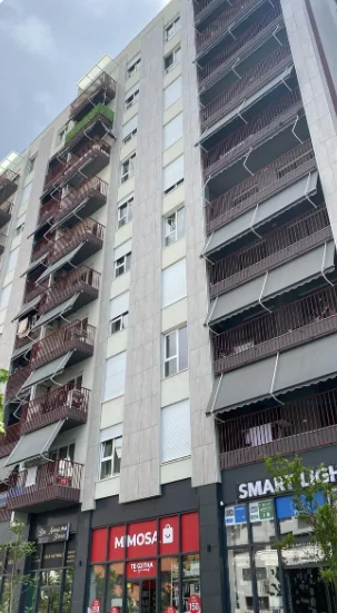Tirane, shitet apartament 1+1 Kati 5, 60 m² 137.000 € (Rruga Migjeni)