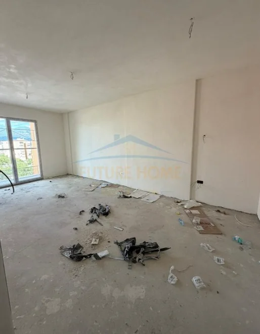 Tirane, shitet apartament 1+1 Kati 6, 68 m² 136.500 € (Fusha Aviacionit)
