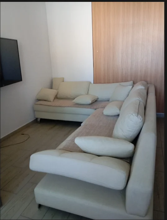 Tirane, jepet me qera apartament 1+1 Kati 5, 50 m² 420 € (Ferrit Xhajko)