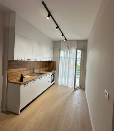 Tirane, shitet apartament 2+1 Kati 2, 77 m² 119.000 € (Fresk)