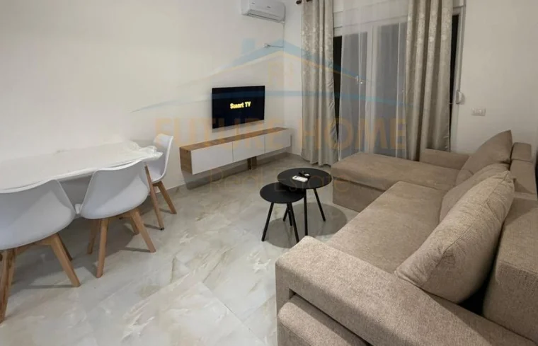 Tirane, jepet me qera apartament 1+1+ Parkim, Kati 3, 62 m² 450 € (Astir)