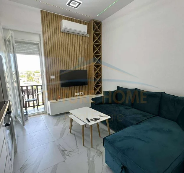 Tirane, jepet me qera Garsoniere , Kati 2, 28 m² 250 € (Kombinat)