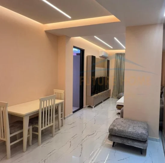 Tirane, jepet me qera apartament 1+1+Ballkon Kati 1, 64 m² 475 € (Rruga e Dibres)