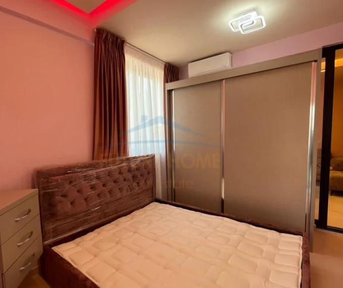 Tirane, jepet me qera apartament 1+1+Ballkon Kati 1, 64 m² 475 € (Rruga e Dibres)