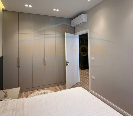 Tirane, jap me qera apartament 1+1 Kati 5, 63 m² 799 € (Komuna e Parisit)