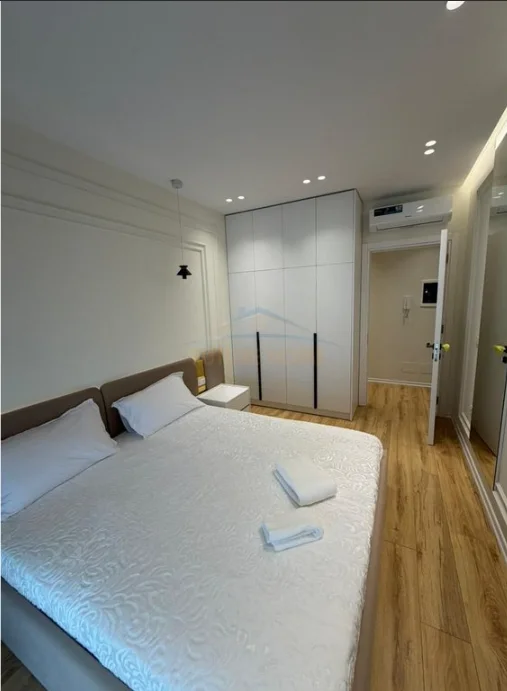 Tirane, jepet me qera apartament 2+1 Kati 7, 82 m² 800 € (Don Bosko)