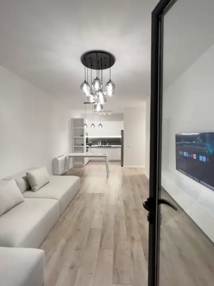 Shqiperi, shitet 2+1+Ballkon Kati 1, 119 m² 275.001 € (Unaza e Re)