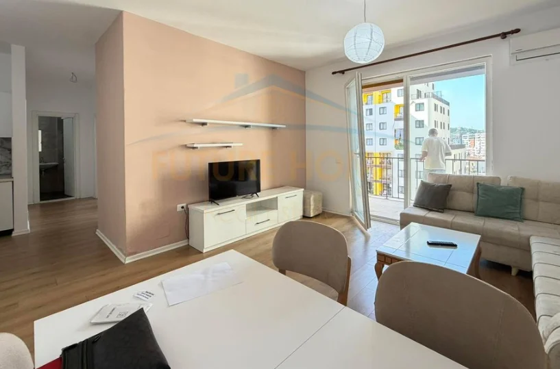 Tirane, jepet me qera apartament 2+1 Kati 5, 100 m² (Yzberisht)