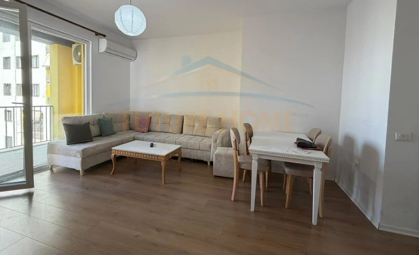 Tirane, jepet me qera apartament 2+1 Kati 5, 100 m² (Yzberisht)