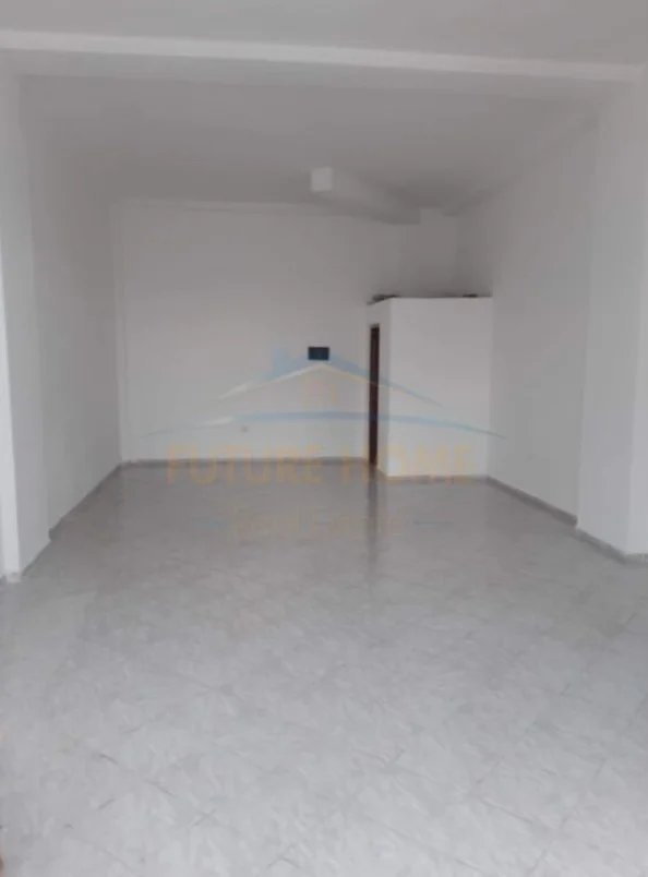 Tirane, shitet ambjent biznesi Kati 0, 51 m² 90.000 € (Rruga e Qelqit, Kombinat, Tiranë AREA47290)