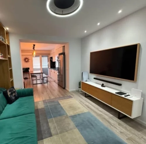 Tirane, jepet me qera apartament 2+1 Kati 2, 100 m² 1.100 € 