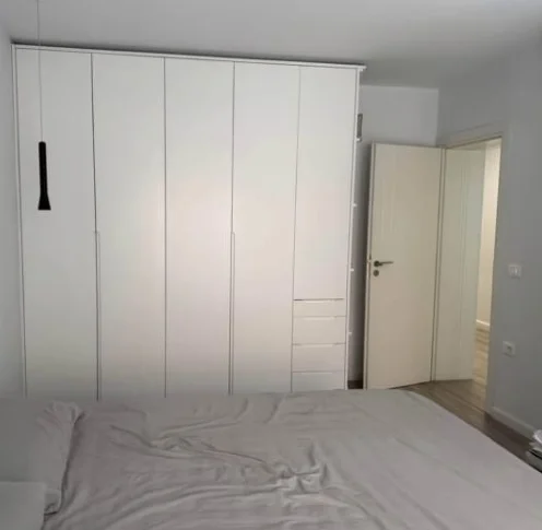 Tirane, jepet me qera apartament 2+1 Kati 2, 100 m² 1.100 € 