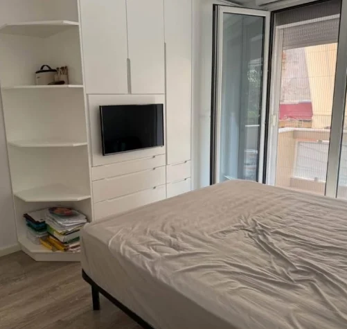 Tirane, jepet me qera apartament 2+1 Kati 2, 100 m² 1.100 € 