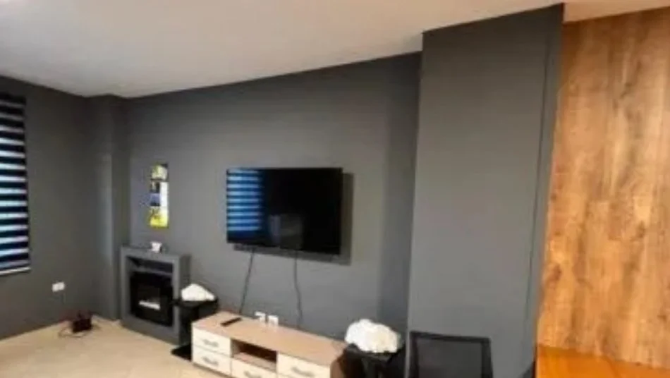 Tirane, jepet me qera apartament 2+1 Kati 3, 100 m² 749 € 