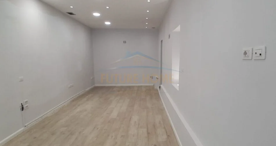 Tirane, shitet ambjent biznesi Kati 0, 53 m² 270.000 € (Rruga Bardhyl, Tirane, AREA43183)