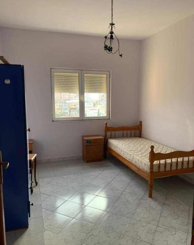 Tirane, jap me qera apartament 2+1+A+BLK Kati 6, 100 m² 330 Euro (Gjimnazi Çajupi)