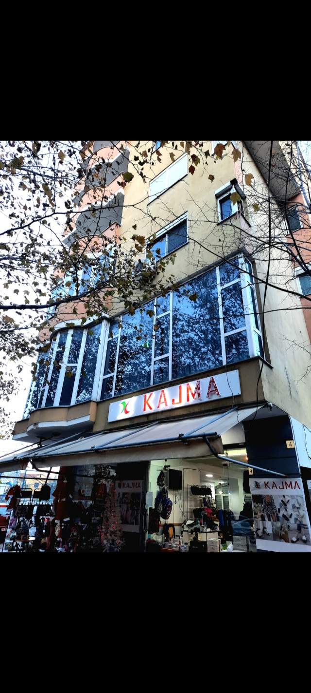 Tirane, jepet me qera apartament 1+1+BLK Kati 2, 60 m² 420 Euro (Rruga Lord Bajron  kryqezimin me Rrugen Dritan Hox)