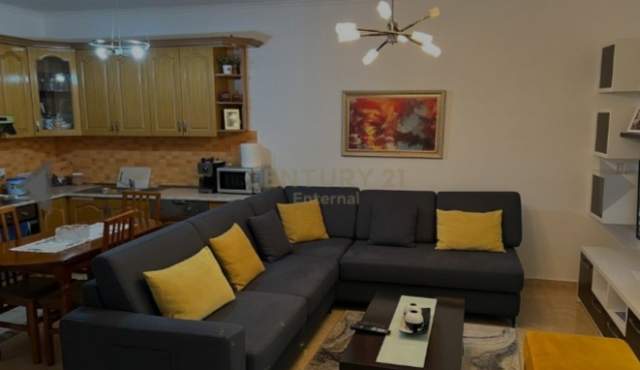 Tirane, shitet apartament 2+1 Kati 5, 90 m² 97.000 Euro