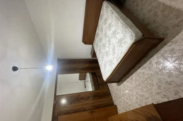 Tirane, jepet me qera Vile 1+1 Kati 1, 80 m² 28.000 Leke (100 m nga Rrethrrotullimi Yzberishtit)