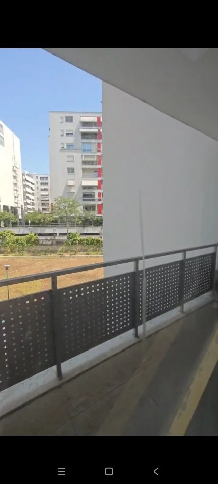 Tirane, jepet me qera apartament 1+1+Aneks+Ballkon Kati 2, 550 m² (Rruga Kosovarëve)