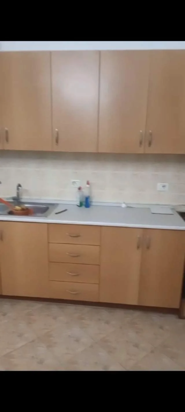 Tirane, jepet me qera Vile 1+1 Kati 1, 35 m² 20.000 Leke (Ish Aml,Misto Mame)