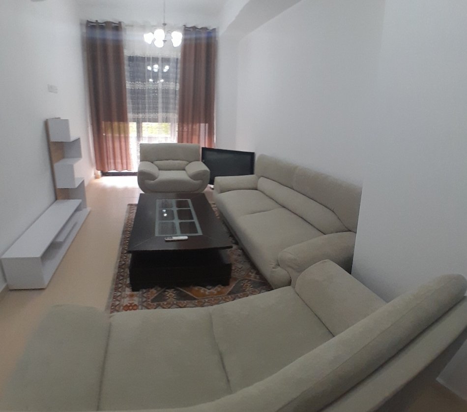 Tirane, jepet me qera apartament 1+1+BLK Kati 1, 80m² 400 Euro (Kodra e Diellit)