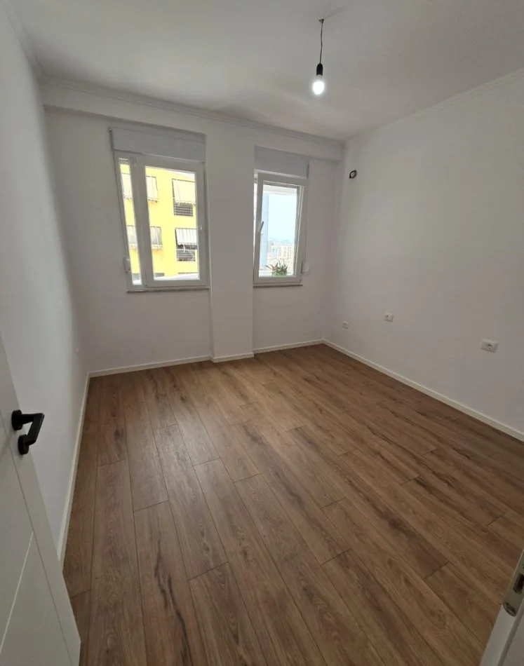 Tirane, shes 2+1 Kati 7, 210.000 € (Rruga e Kavajes)