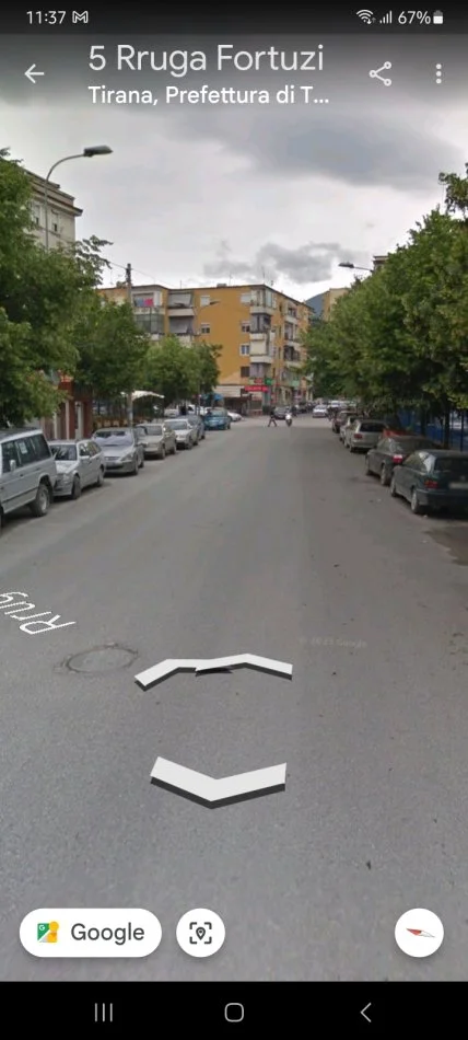 Tirane, jepet me qera ambjent biznesi Kati 0, 45 m² 350 € (Rruga fortuzi)