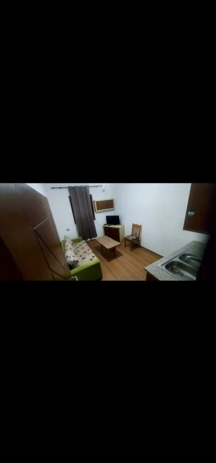Tirane, jepet me qera Vile 1+1 Kati 3, 46 m² 250 € (Aleksander hobdari)