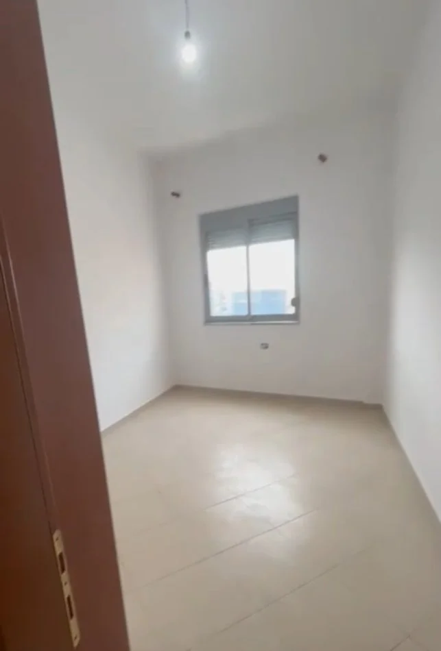 Tirane, shes apartament 2+1+Ballkon Kati 7, 117 m² 292.500 € (Qemal Stafa)