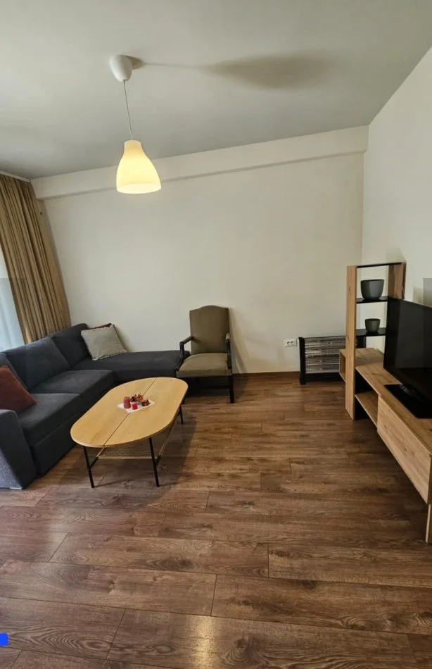 Tirane, jepet me qera apartament 1+1 Kati 4, 74 m² 450 € (RR.E ULLISHTES Liqeni i Thate)