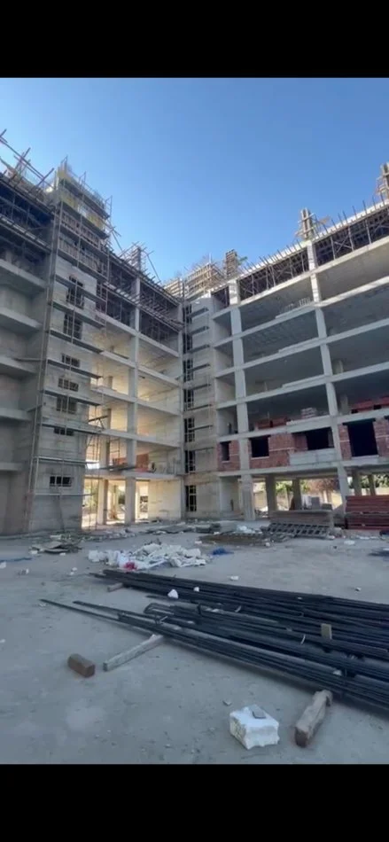 Tirane, shitet 1+1 Kati 3, 