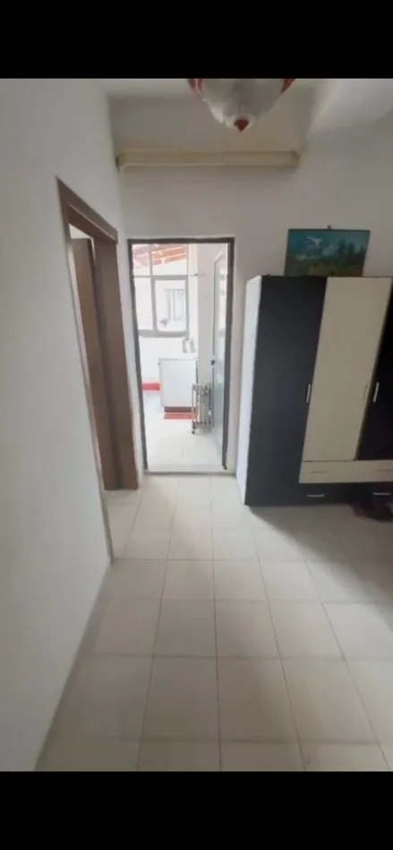 Tirane, shes apartament 1+1 Kati 1, 