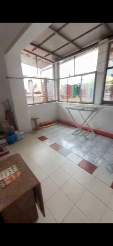 Tirane, shes apartament 1+1 Kati 1, 