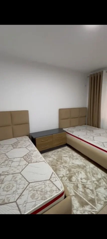 Tirane, jepet me qera apartament 1+1 Kati 0, 52 m² 450 € (Kongresi i Manastirit)