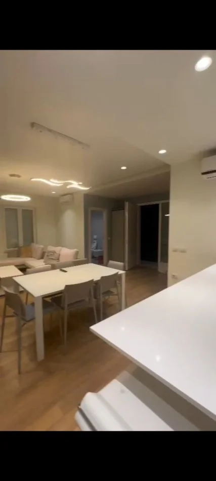 Tirane, jepet me qera Vile 3 Katshe , 2.800 € (Rezidenca White House, TEG)