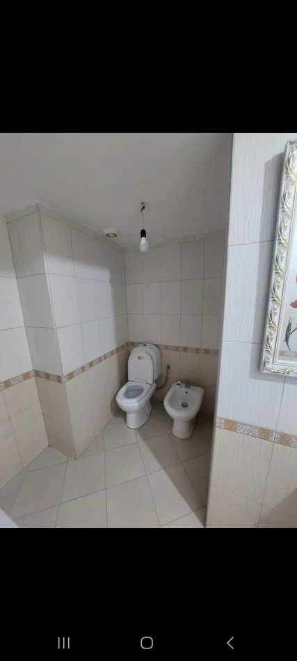 Tirane, jepet me qera apartament 2+1 Kati 3, 90 m² 500 € (Don Bosko)